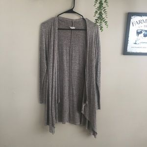 Neutral long sleeve cardigan